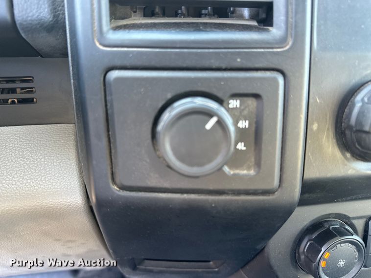 image for item DF8639 2016 Ford F150 SuperCab pickup truck