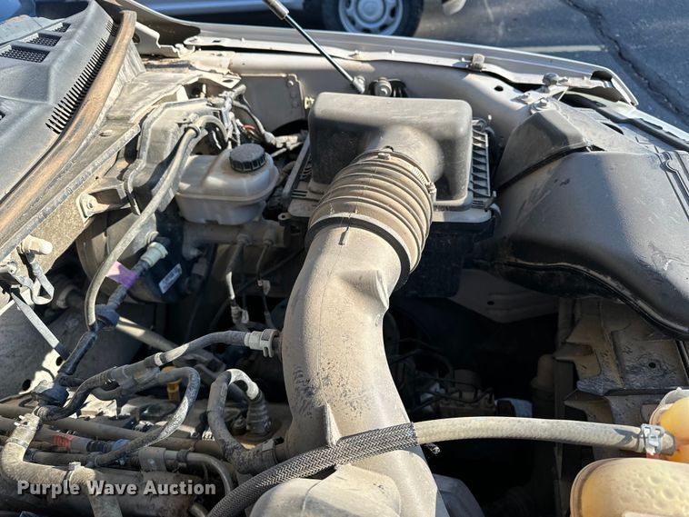 image for item DF8639 2016 Ford F150 SuperCab pickup truck