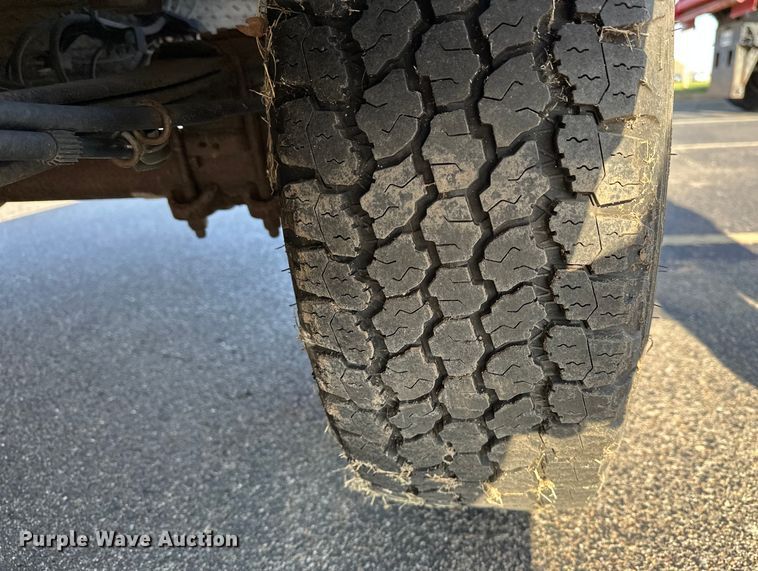 image for item DF8639 2016 Ford F150 SuperCab pickup truck