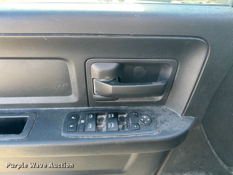 image for item DF8641 2017 RAM 1500 Quad Cab pickup truck