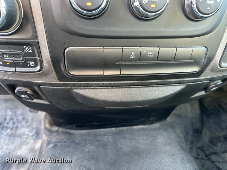 image for item DF8641 2017 RAM 1500 Quad Cab pickup truck