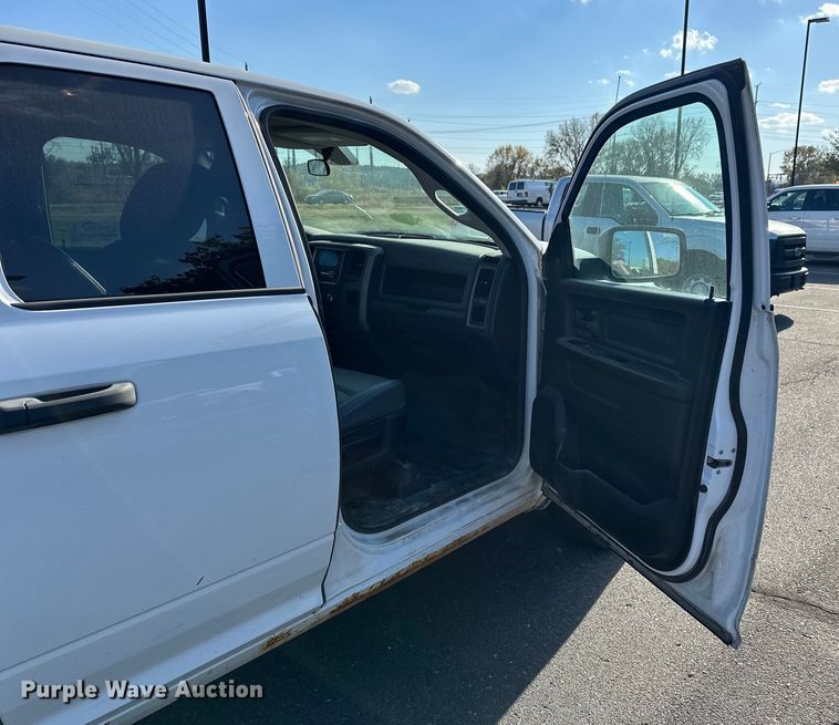 image for item DF8641 2017 RAM 1500 Quad Cab pickup truck