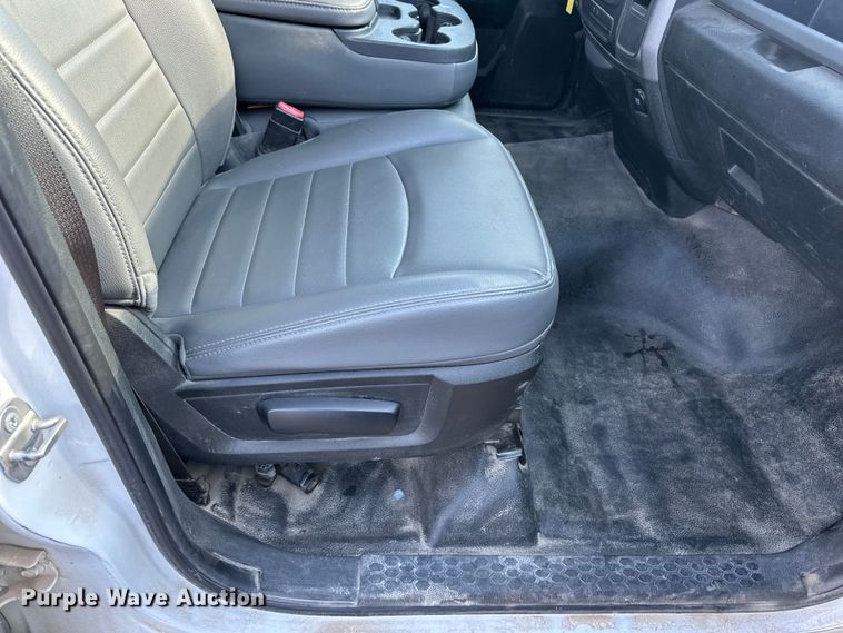 image for item DF8641 2017 RAM 1500 Quad Cab pickup truck