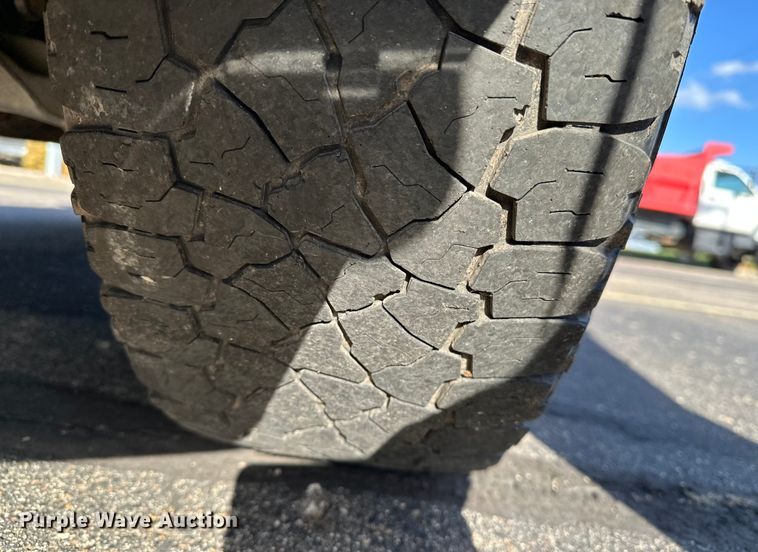 image for item DF8641 2017 RAM 1500 Quad Cab pickup truck