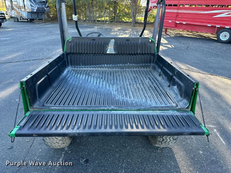 image for item DF8644 2010 John Deere Gator HPX utility vehicle