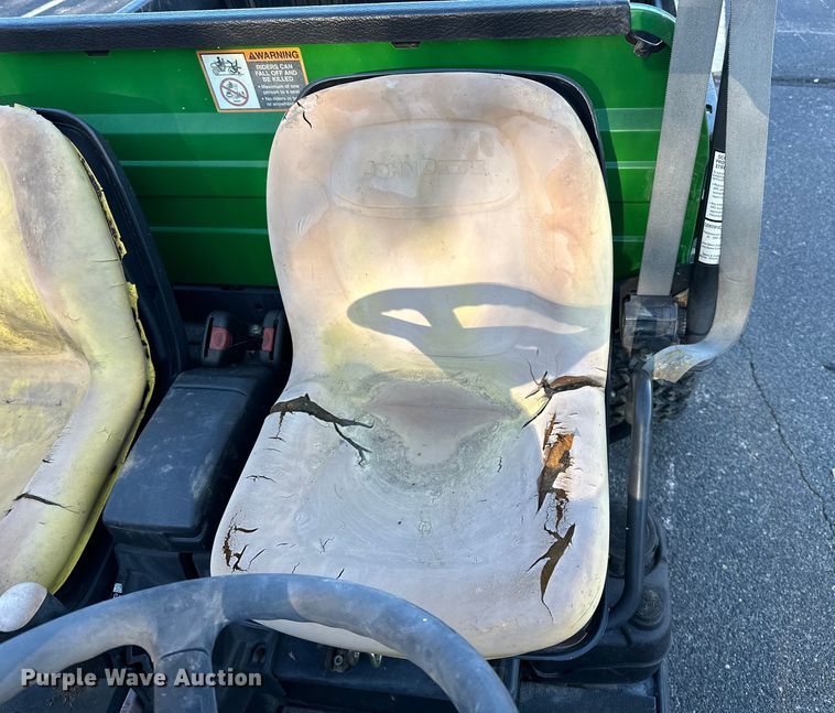 image for item DF8644 2010 John Deere Gator HPX utility vehicle