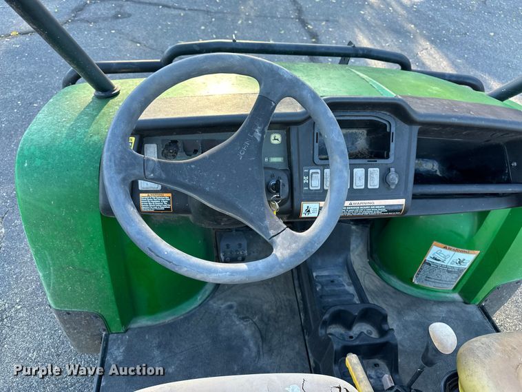 image for item DF8644 2010 John Deere Gator HPX utility vehicle