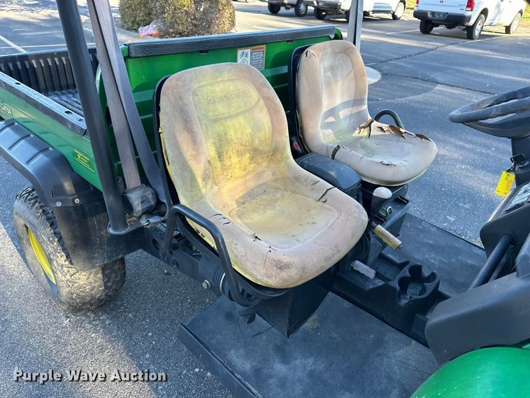 image for item DF8644 2010 John Deere Gator HPX utility vehicle