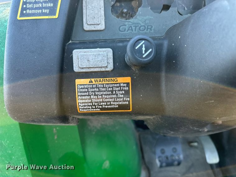 image for item DF8644 2010 John Deere Gator HPX utility vehicle