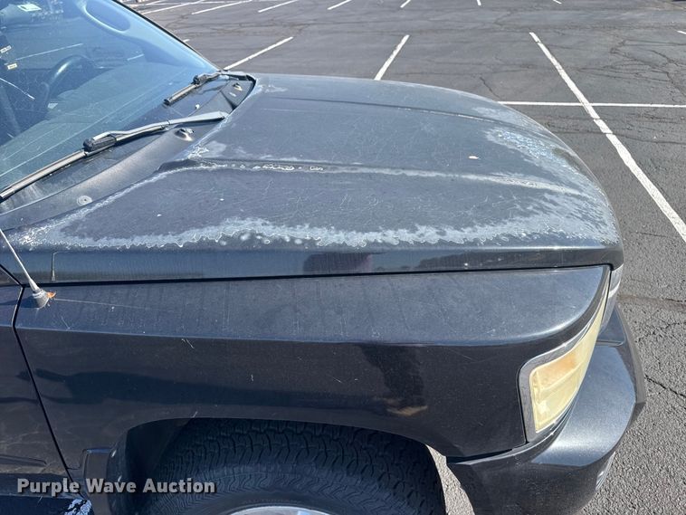 image for item DJ7993 2008 Dodge Dakota Crew Cab pickup truck