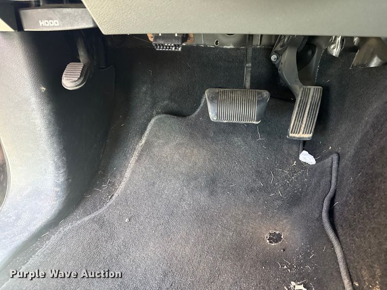 image for item DJ7993 2008 Dodge Dakota Crew Cab pickup truck