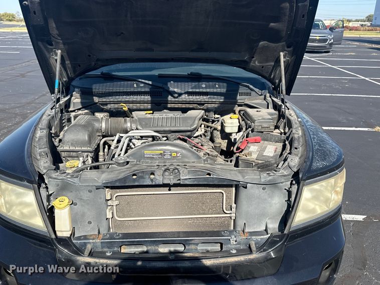 image for item DJ7993 2008 Dodge Dakota Crew Cab pickup truck