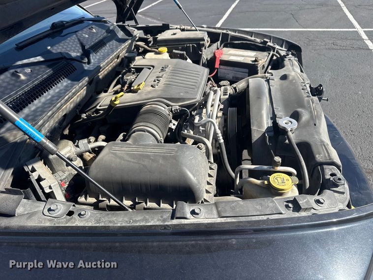 image for item DJ7993 2008 Dodge Dakota Crew Cab pickup truck