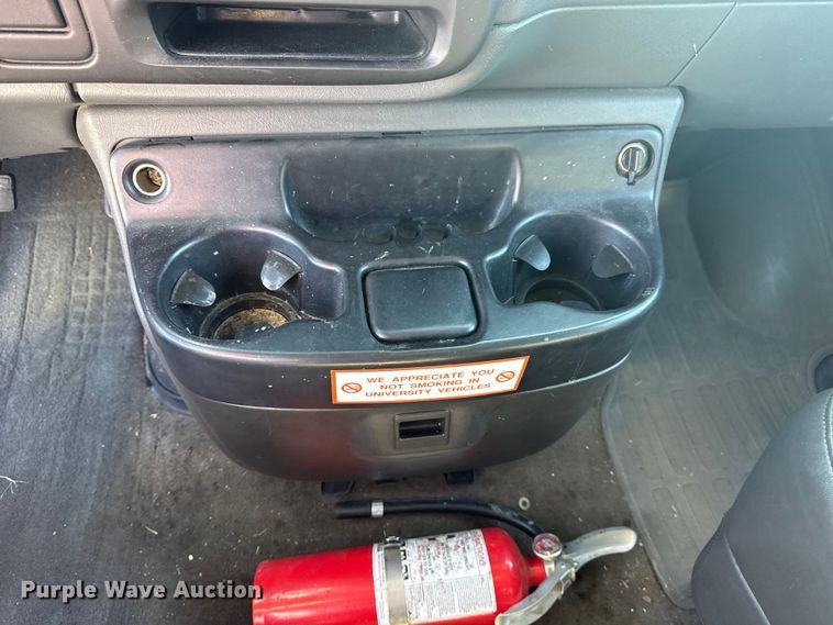 image for item DJ7994 2002 Chevrolet Express van