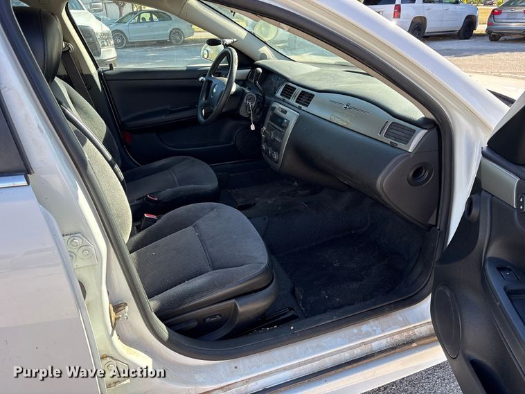 image for item DM1974 2013 Chevrolet Impala Police Cruiser 