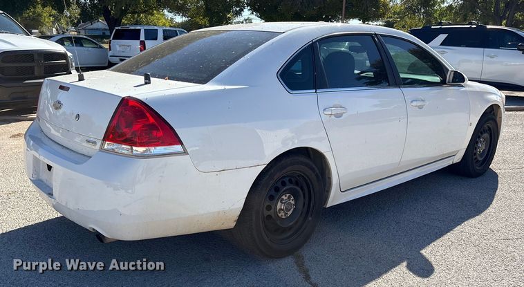 image for item DM1977 2015 Chevrolet Impala Police Cruiser 