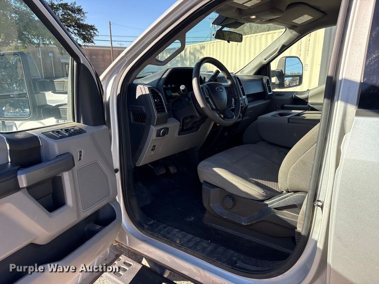 image for item DM1978 2019 Ford F150 XLT SuperCrew pickup truck