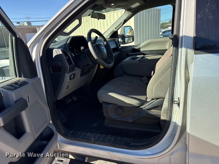 image for item DM1978 2019 Ford F150 XLT SuperCrew pickup truck