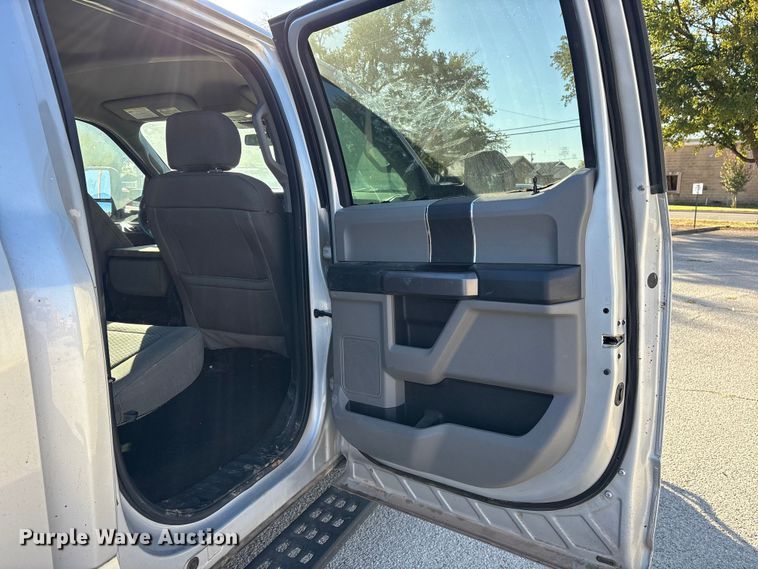 image for item DM1978 2019 Ford F150 XLT SuperCrew pickup truck