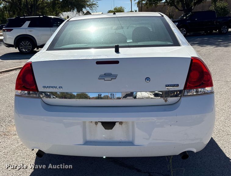 image for item DM1981 2011 Chevrolet Impala Police Cruiser 