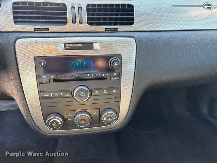 image for item DM1981 2011 Chevrolet Impala Police Cruiser 