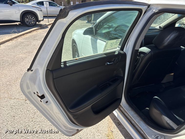 image for item DM1981 2011 Chevrolet Impala Police Cruiser 