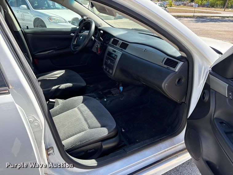 image for item DM1983 2015 Chevrolet Impala Police Cruiser 