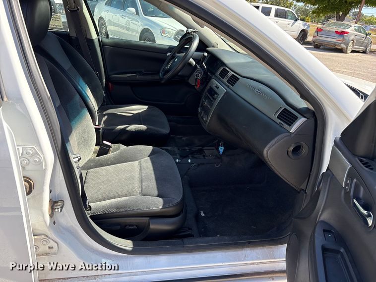 image for item DM1983 2015 Chevrolet Impala Police Cruiser 