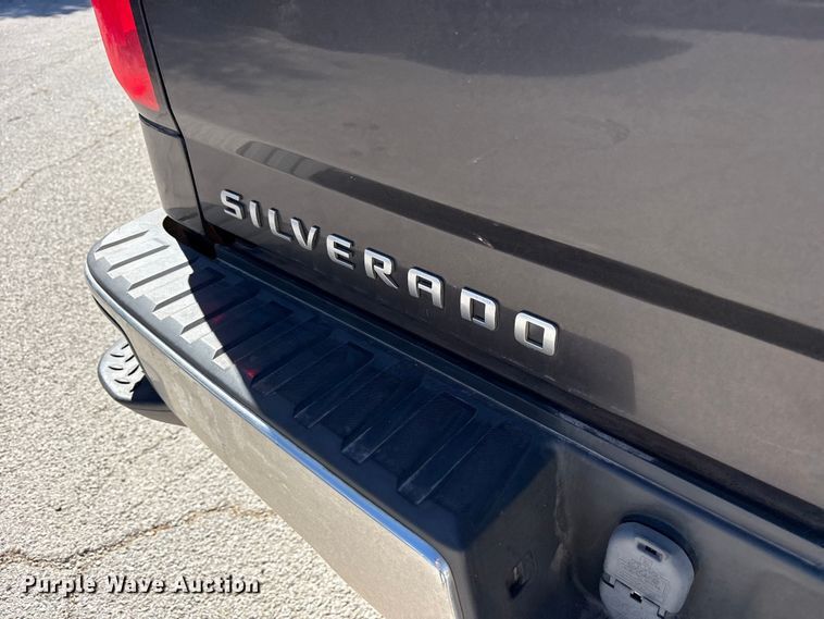 image for item DM1984 2016 Chevrolet Silverado 1500 Crew Cab pickup truck