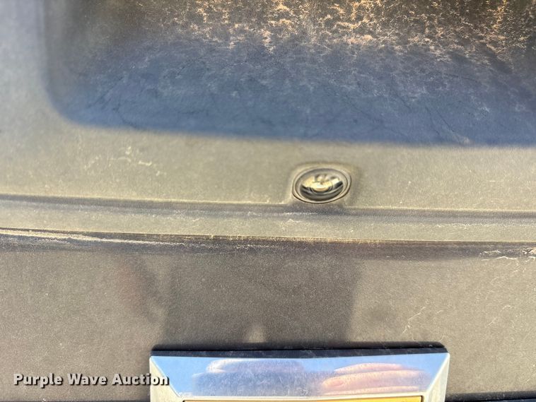 image for item DM1984 2016 Chevrolet Silverado 1500 Crew Cab pickup truck