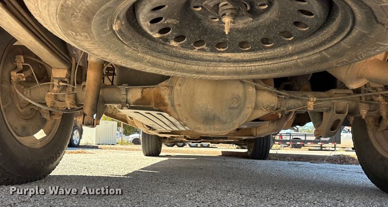 image for item DM1984 2016 Chevrolet Silverado 1500 Crew Cab pickup truck