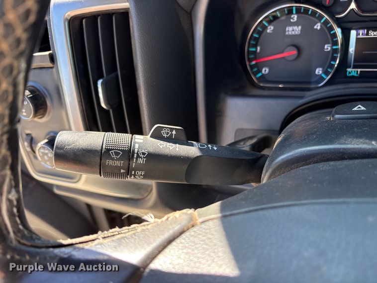 image for item DM1984 2016 Chevrolet Silverado 1500 Crew Cab pickup truck