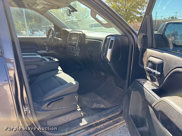 image for item DM1984 2016 Chevrolet Silverado 1500 Crew Cab pickup truck