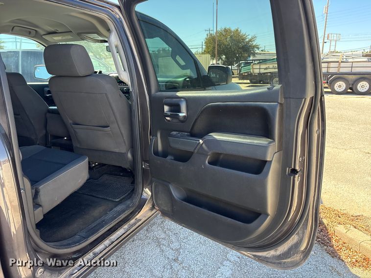 image for item DM1984 2016 Chevrolet Silverado 1500 Crew Cab pickup truck