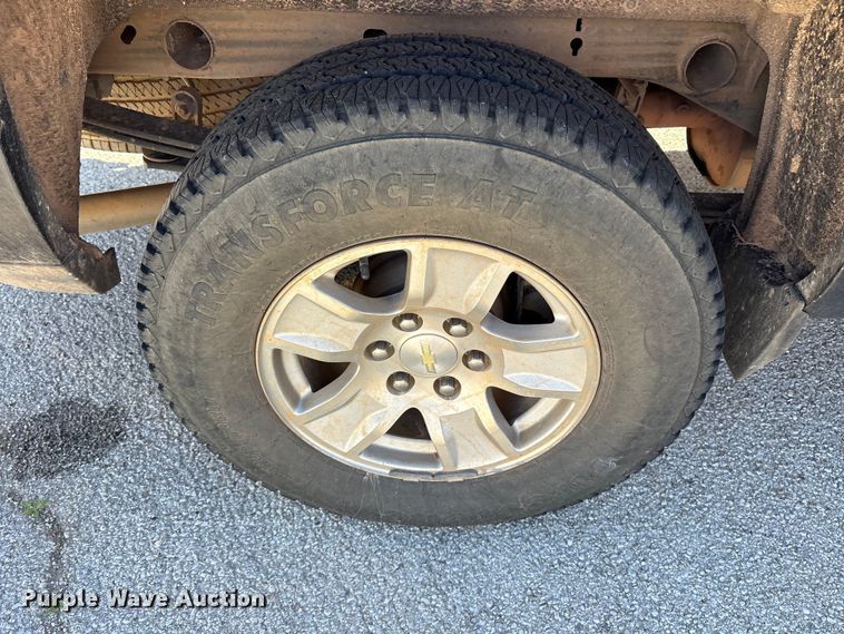 image for item DM1984 2016 Chevrolet Silverado 1500 Crew Cab pickup truck