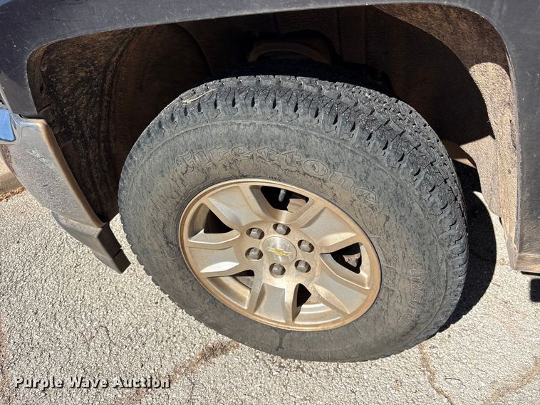 image for item DM1984 2016 Chevrolet Silverado 1500 Crew Cab pickup truck