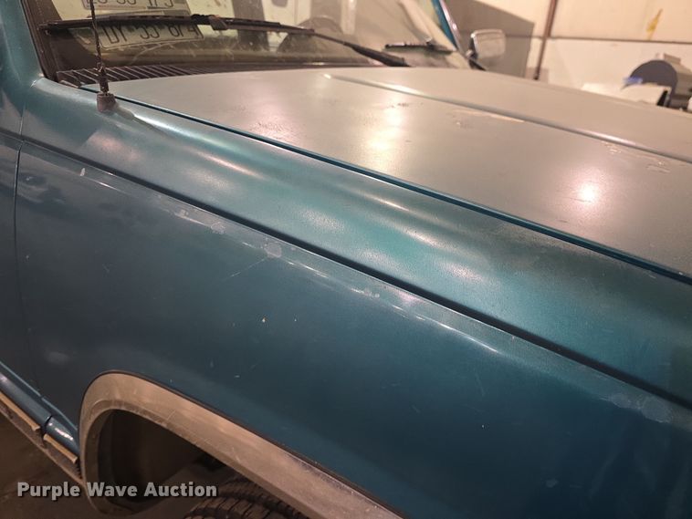 image for item DO7787 1994 Chevrolet Cheyenne K1500 pickup truck