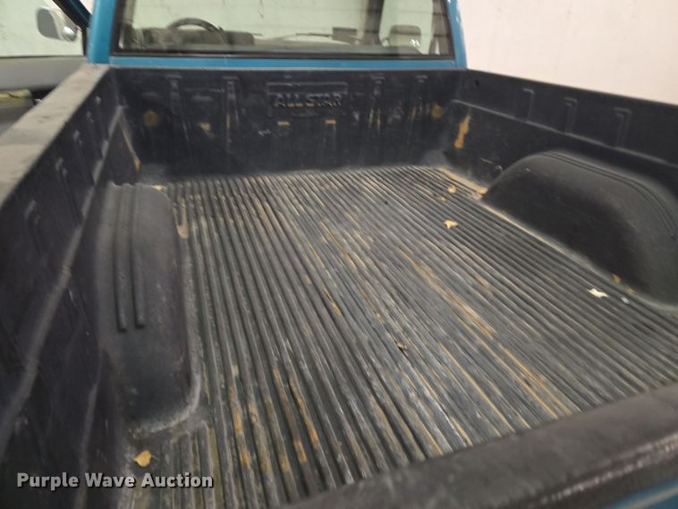 image for item DO7787 1994 Chevrolet Cheyenne K1500 pickup truck