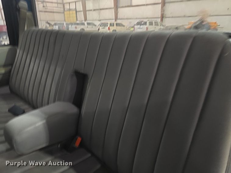 image for item DO7787 1994 Chevrolet Cheyenne K1500 pickup truck