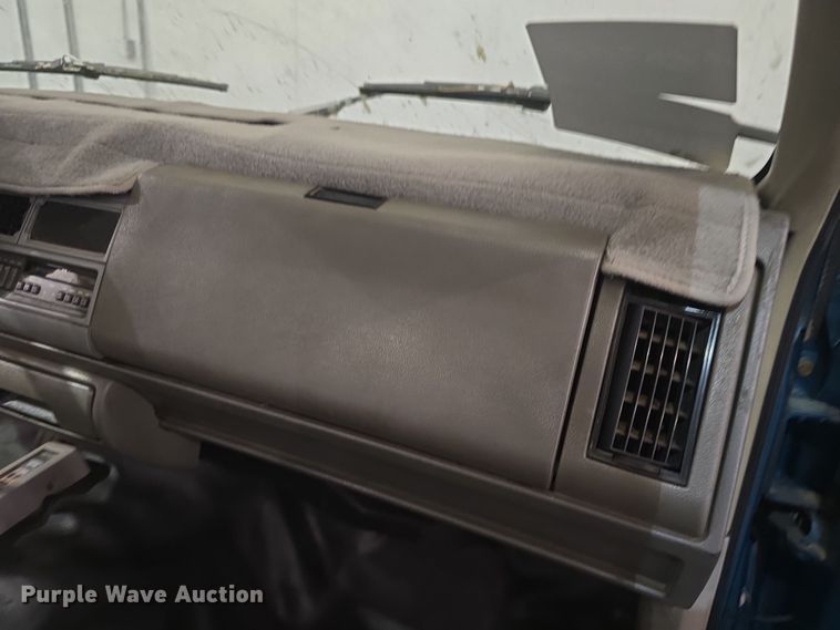 image for item DO7787 1994 Chevrolet Cheyenne K1500 pickup truck