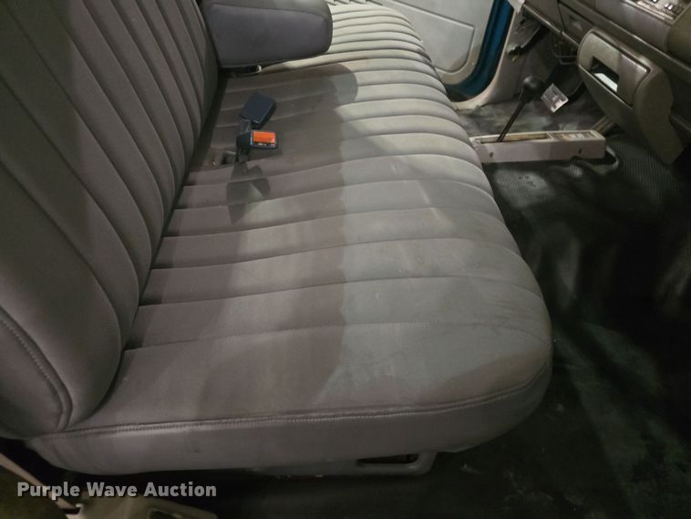 image for item DO7787 1994 Chevrolet Cheyenne K1500 pickup truck