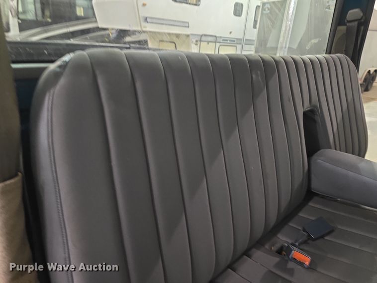 image for item DO7787 1994 Chevrolet Cheyenne K1500 pickup truck