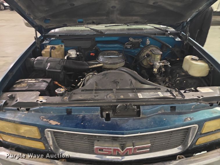 image for item DO7787 1994 Chevrolet Cheyenne K1500 pickup truck