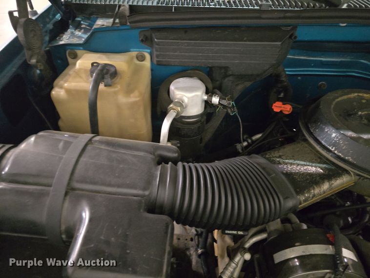 image for item DO7787 1994 Chevrolet Cheyenne K1500 pickup truck