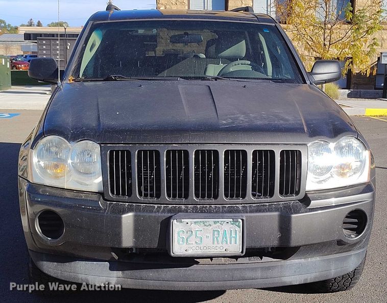 image for item DP5132 2006 Jeep Grand Cherokee Laredo SUV