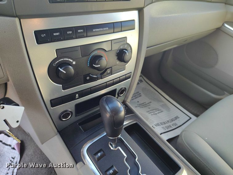 image for item DP5132 2006 Jeep Grand Cherokee Laredo SUV