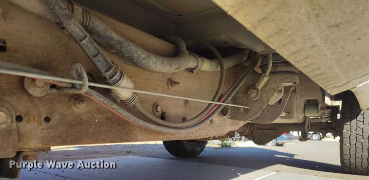 image for item DP5133 2001 Chevrolet Silverado 2500HD pickup truck