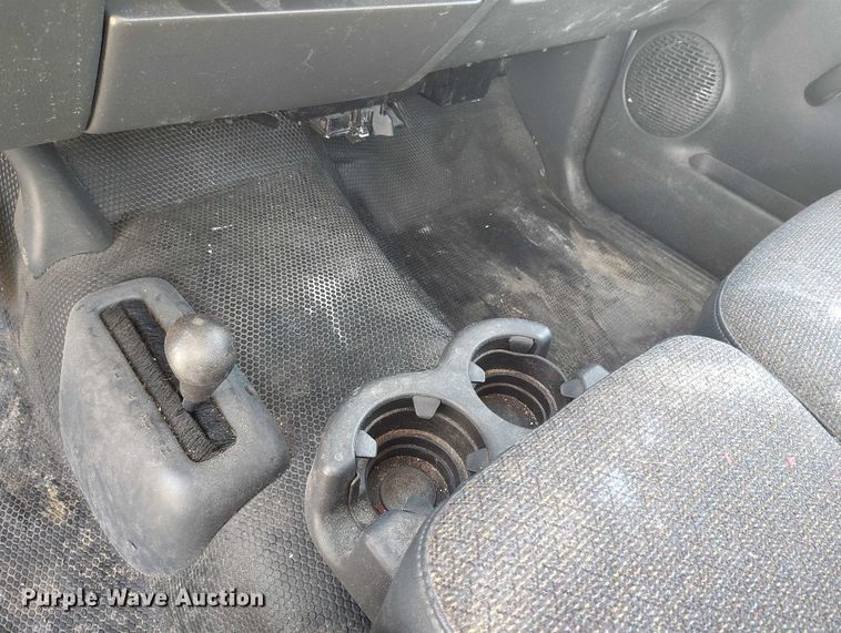 image for item DP5133 2001 Chevrolet Silverado 2500HD pickup truck