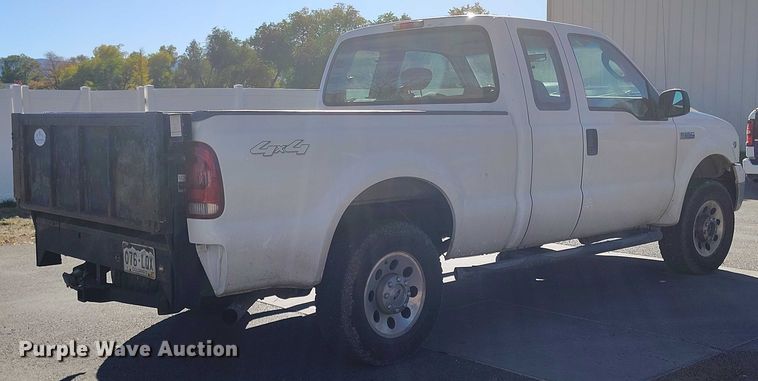 image for item DP5134 2006 Ford F250 Super Duty SuperCab pickup truck