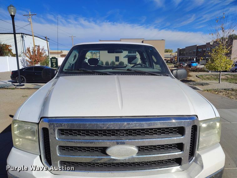 image for item DP5134 2006 Ford F250 Super Duty SuperCab pickup truck